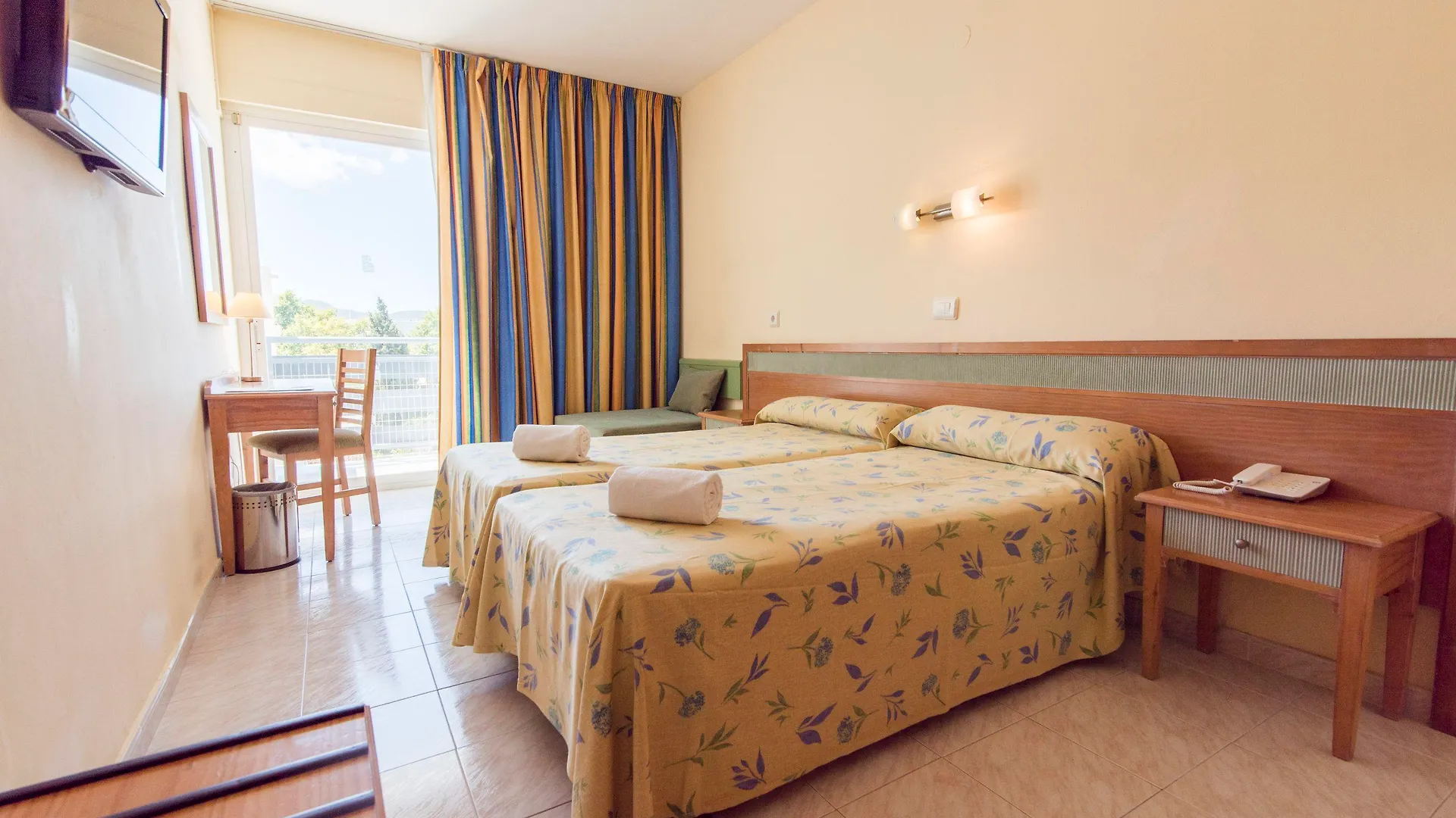 azuLine Hotel Pacific Sant Antoni de Portmany 3*,  Spagna